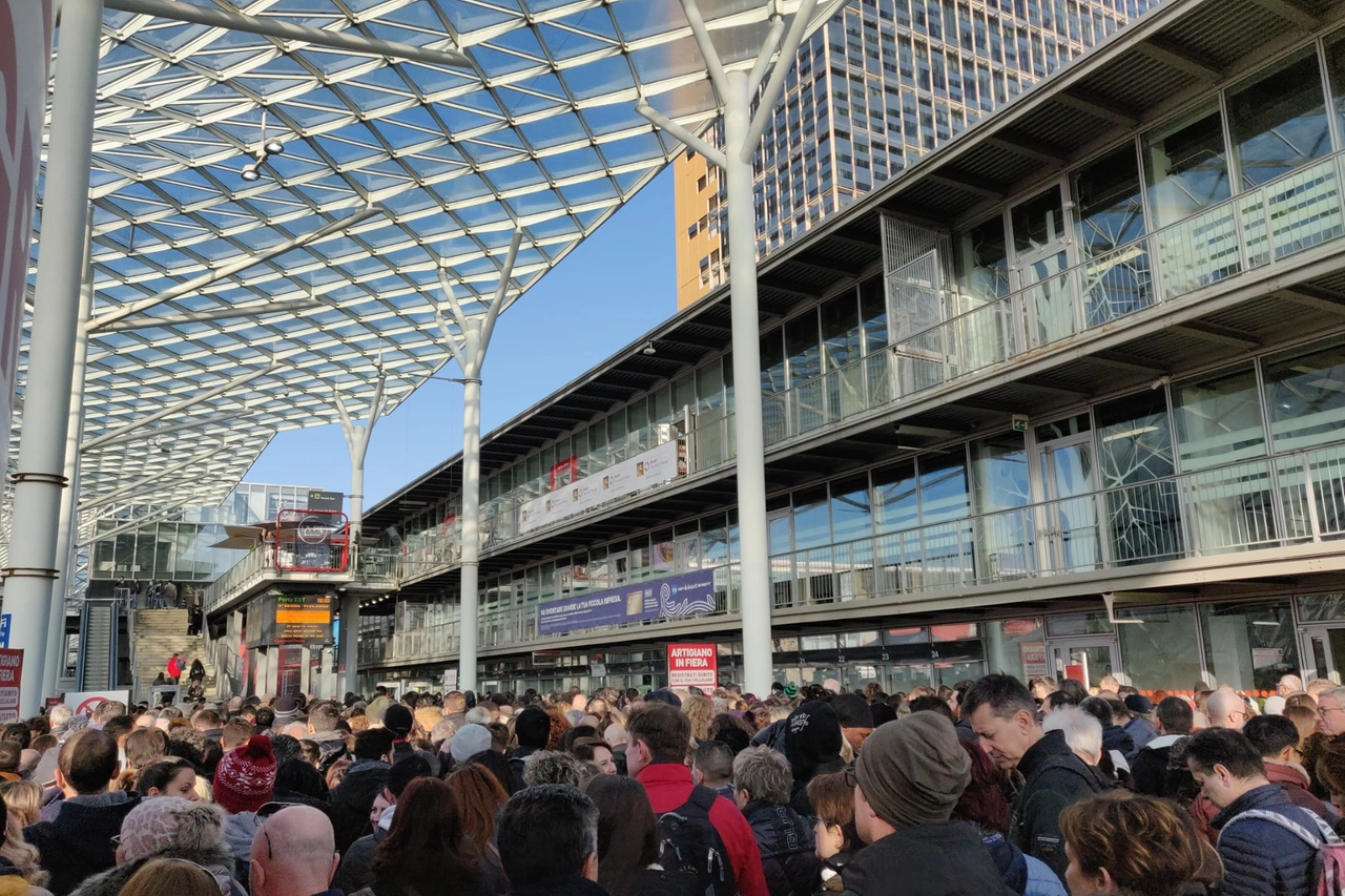 Folla per l'apertura dell'Artigiano in Fiera 2019 