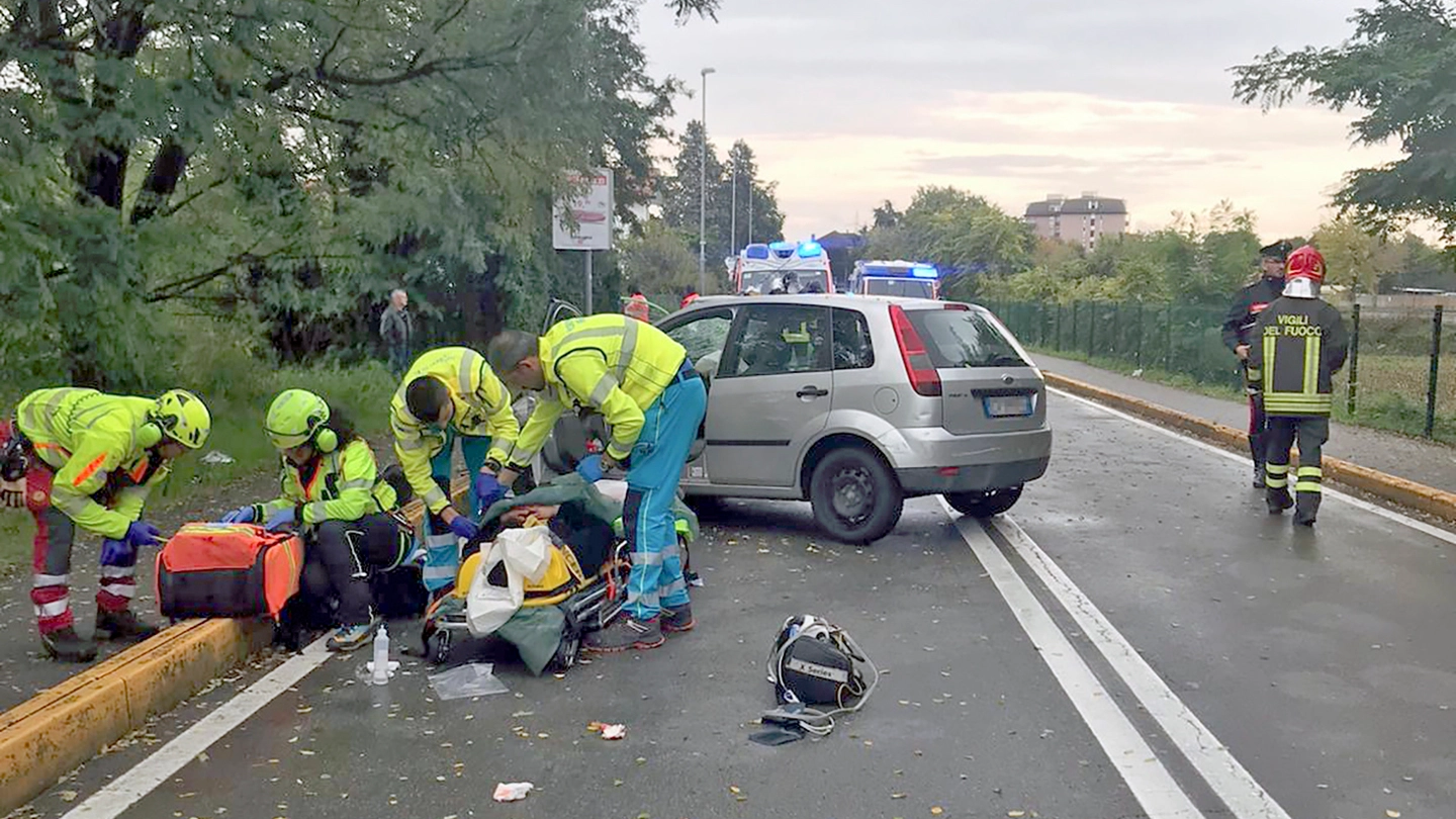 L'incidente in viale Europa a Pogliano Milanese (Spf)