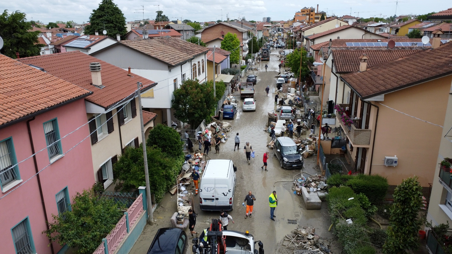 Le conseguenze dell'alluvione a Cesena viste dall'alto