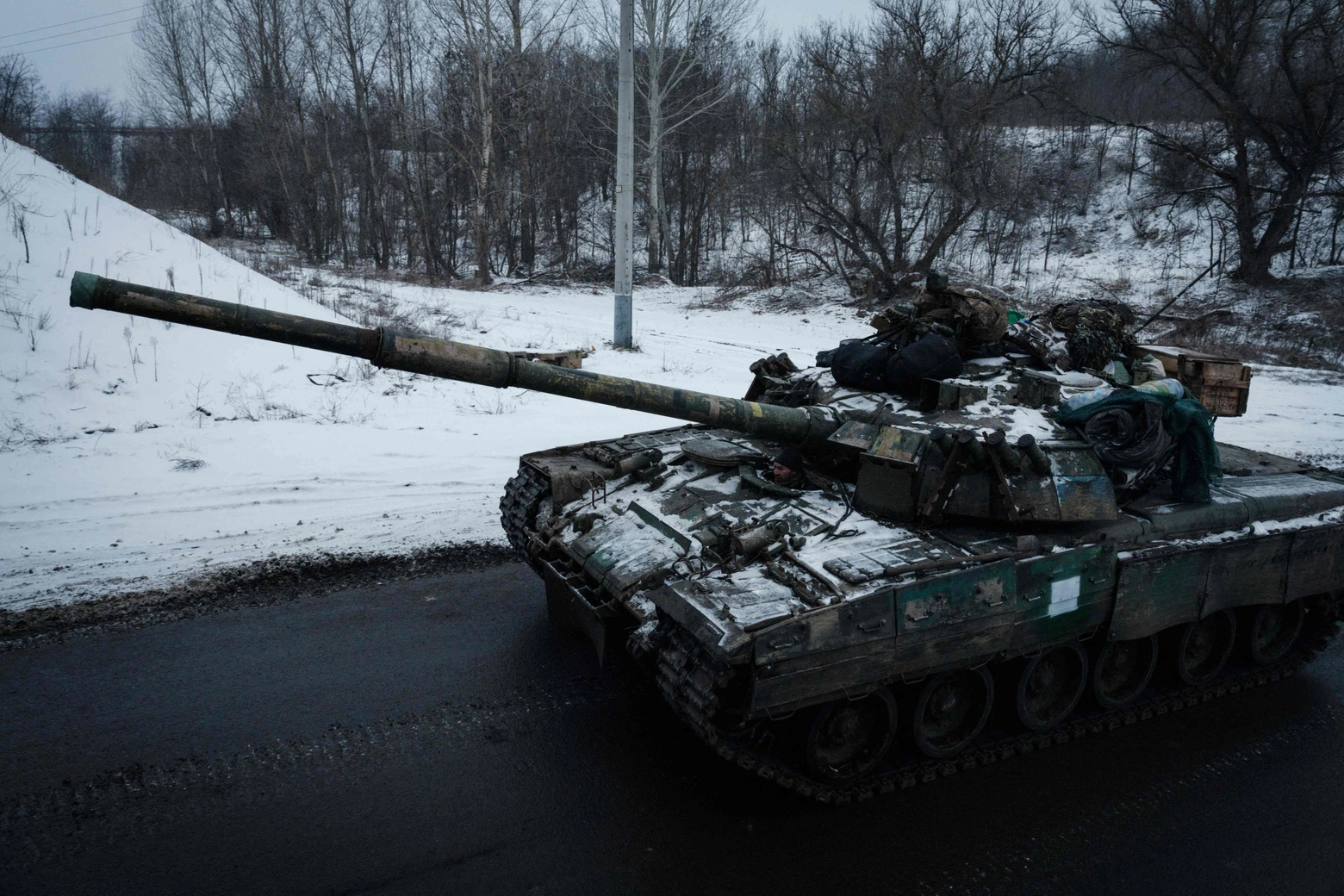 Tank ucraino nella regione di Kharkiv, 13 febbraio 2023 (Ansa/Afp)
