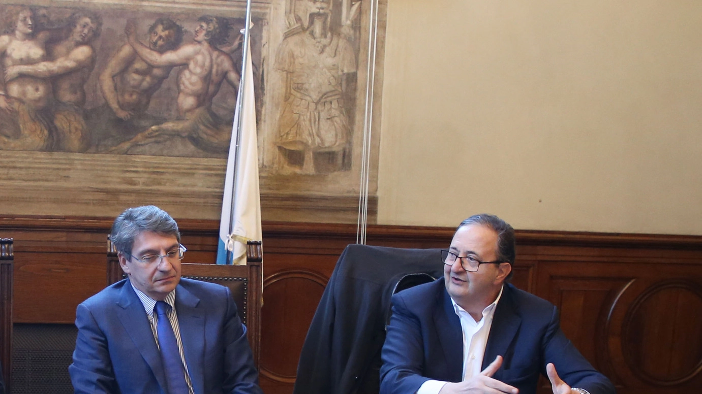 Il sindaco Emilio Del Bono e Walter Sabattoli di coop Pinocchio