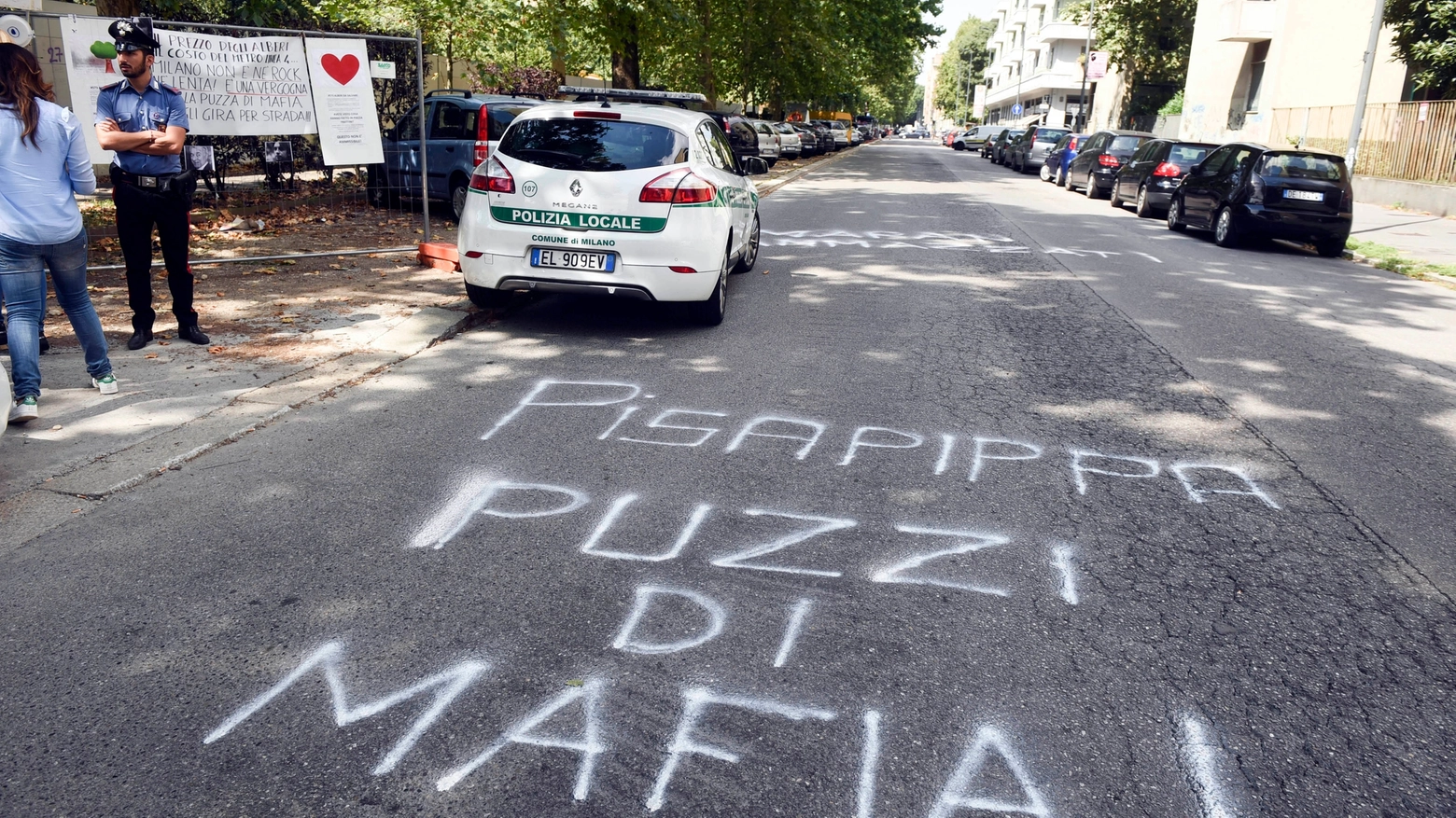 Viale Argonne, scritte offensive contro Pisapia e Maran