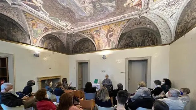 Torna la Biblioteca vivente  Con Medici senza frontiere