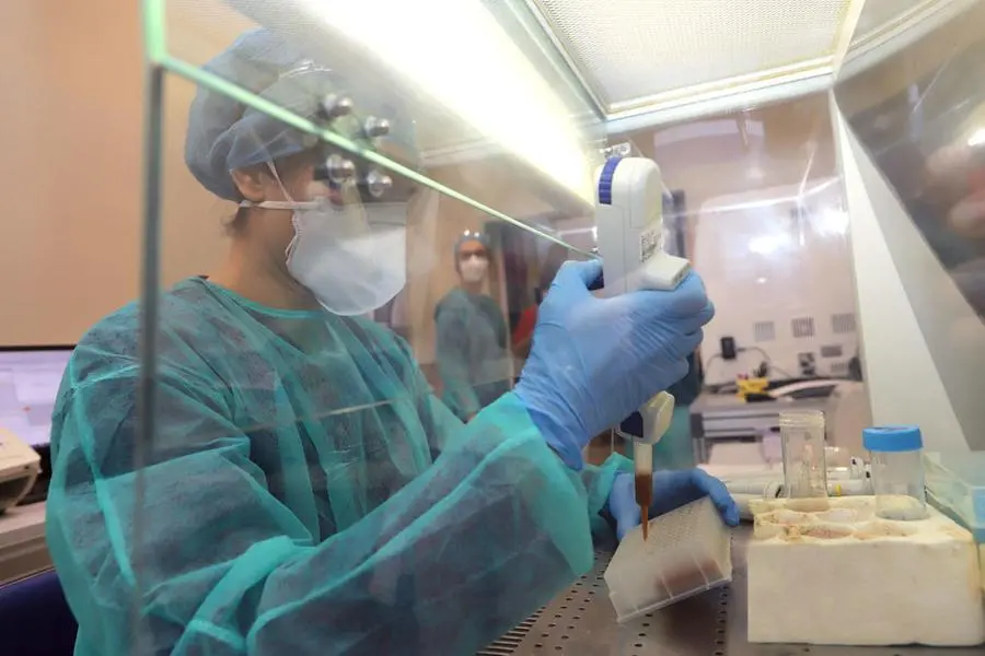Covid, aumento contagi e ricoveri: "Piano per l'inverno". Mascherine, vaccino e ospedali