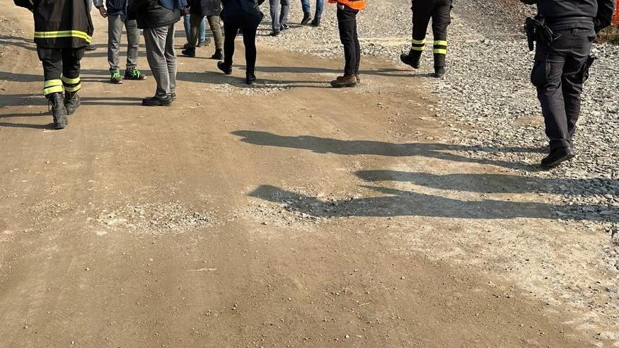 Il cantiere per la realizzazione della nuova bretella autostradale di Valle Trompia ieri mattina è stato oggetto di una serie... Il cantiere per la realizzazione della nuova bretella autostradale di Valle Trompia ieri mattina è stato oggetto di una serie...