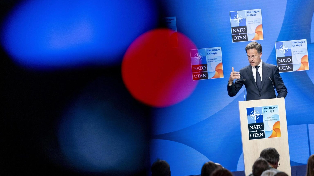 Da Canada ed Europa già promessi 35 miliardi di aiuti militari Da Canada ed Europa già promessi 35 miliardi di aiuti militari