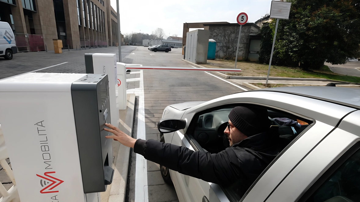 L’operatore privato chiede che sia annullata la delibera con cui la giunta ha istituito il parcheggio di circa 150 posti L’operatore privato chiede che sia annullata la delibera con cui la giunta ha istituito il parcheggio di circa 150 posti