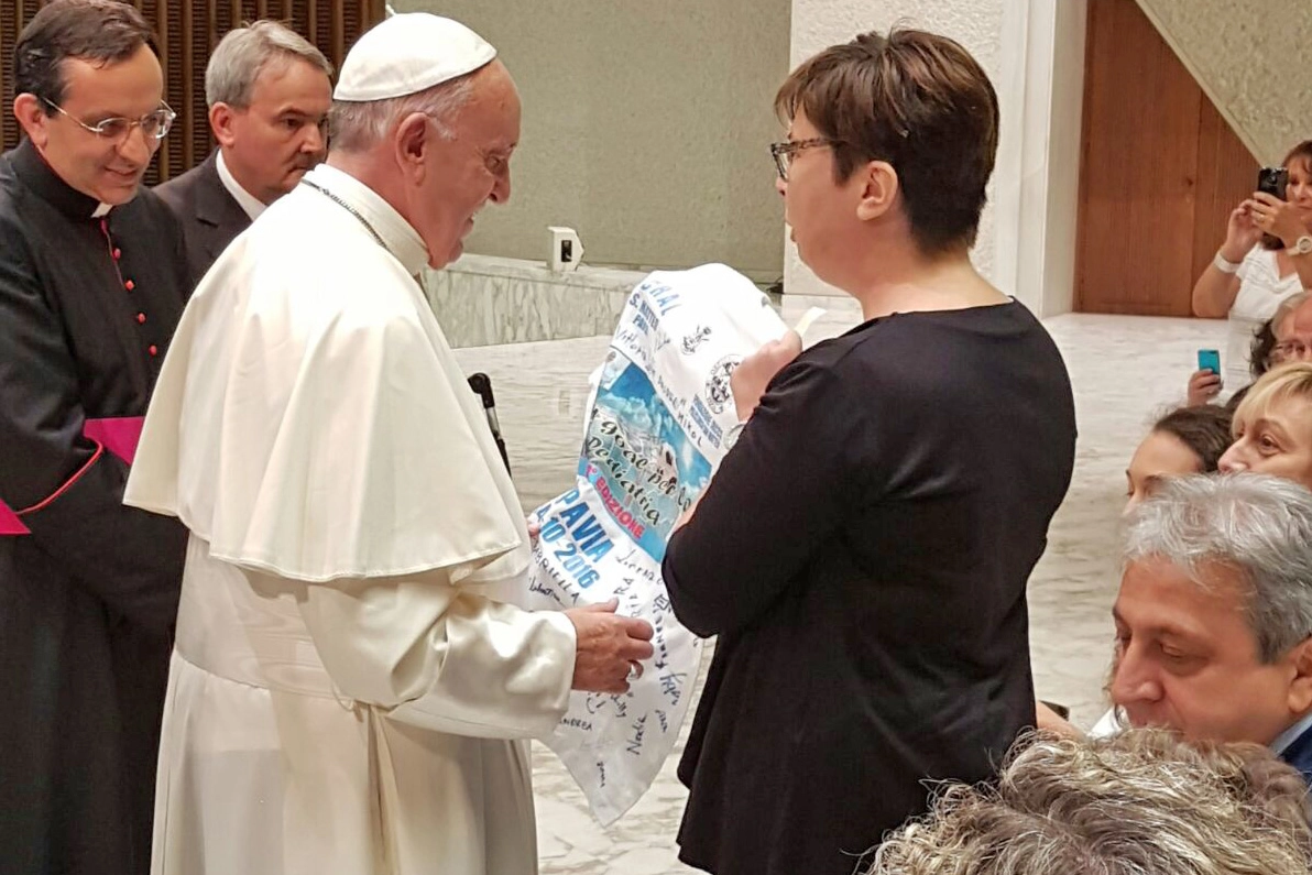 L'incontro con i bambini e il personale del San Matteo di Pavia in San Pietro