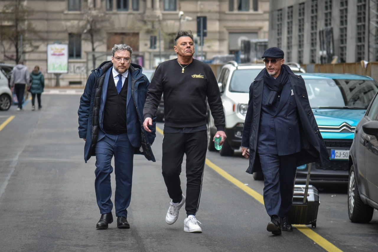 Davide Lacerenza arriva in tribunale per l’interrogatorio di garanzia