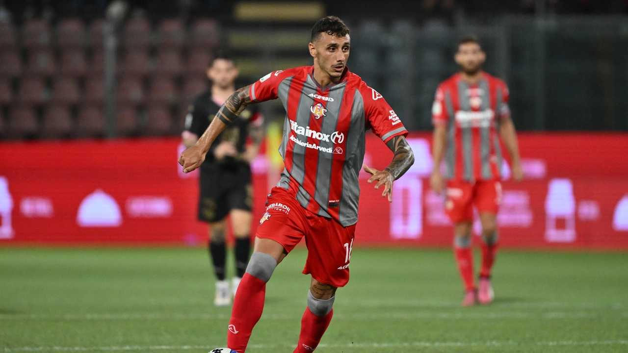 Michele Collocolo, autore del terzo gol nel match vinto 4-2 dalla Cremonese contro il Mantova