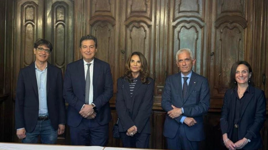 L’alleanza tra Policlinico e Fondazione Leonardo Del Vecchio darà a Milano un Pronto soccorso «a misura di paziente» L’alleanza tra Policlinico e Fondazione Leonardo Del Vecchio darà a Milano un Pronto soccorso «a misura di paziente»