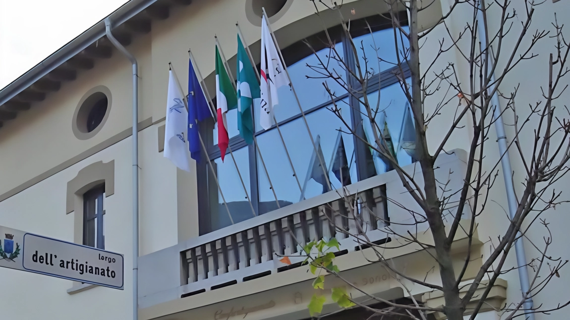 Contribuire alla riduzione dei costi energetici, ma anche favorire lo sviluppo economico, sociale e ambientale del territorio. Crescono in maniera... Contribuire alla riduzione dei costi energetici, ma anche favorire lo sviluppo economico, sociale e ambientale del territorio. Crescono in maniera...