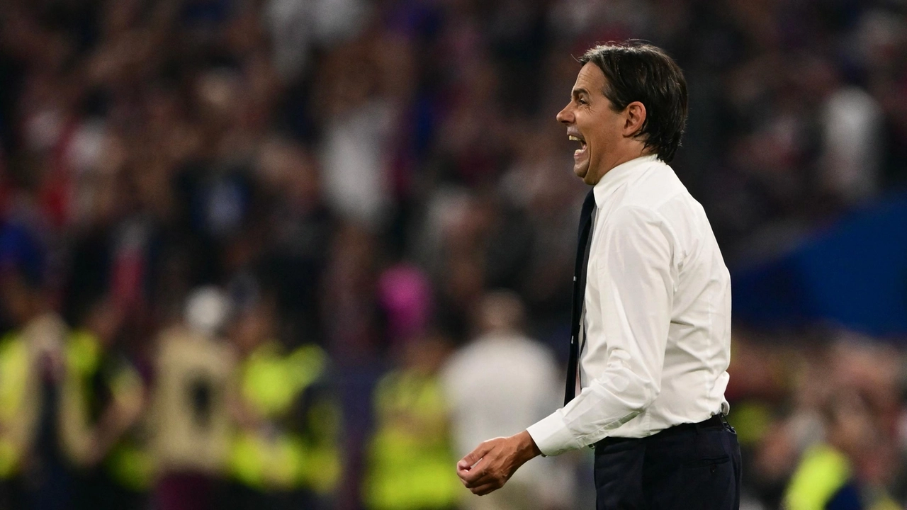 Simone Inzaghi durante la finale di Champions League persa con l'Inter Simone Inzaghi durante la finale di Champions League persa con l'Inter