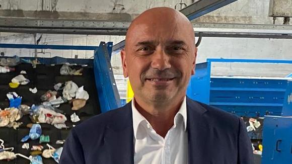 Raccolta dei rifiuti. Sì ai conti Cem 2024. Confermato Fulgione Raccolta dei rifiuti. Sì ai conti Cem 2024. Confermato Fulgione