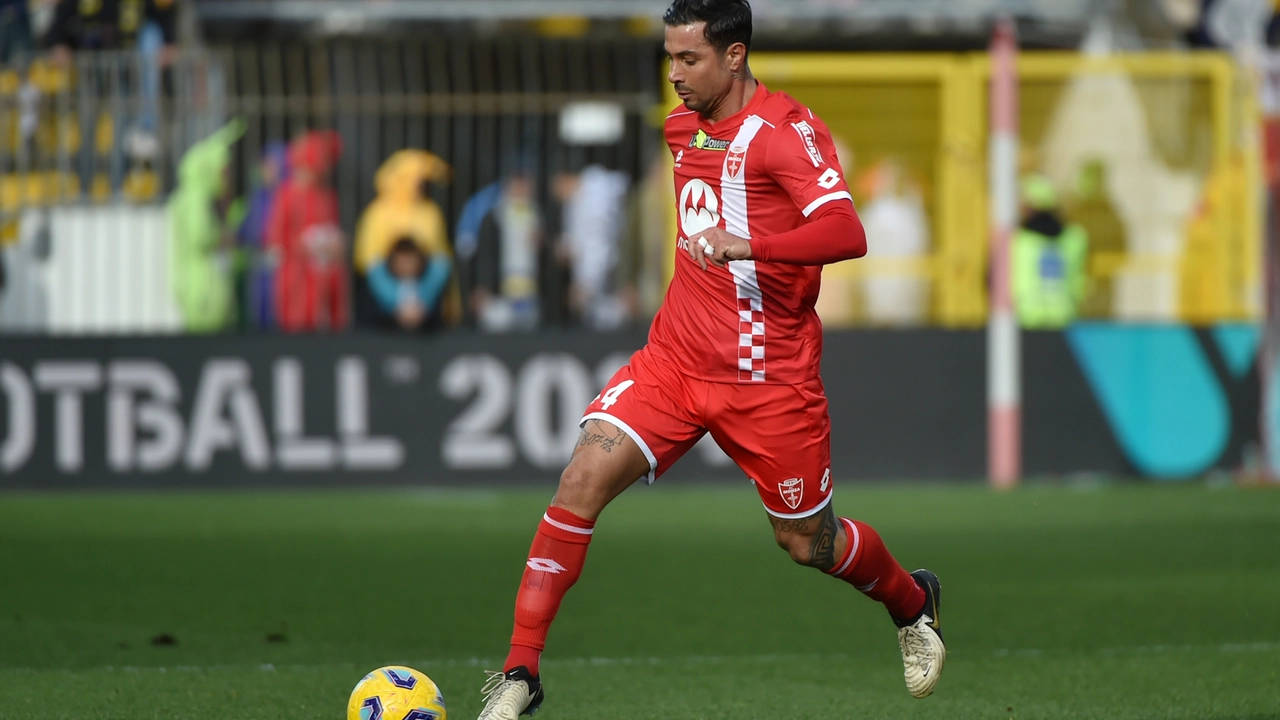 Armando Izzo, calciatore del Monza