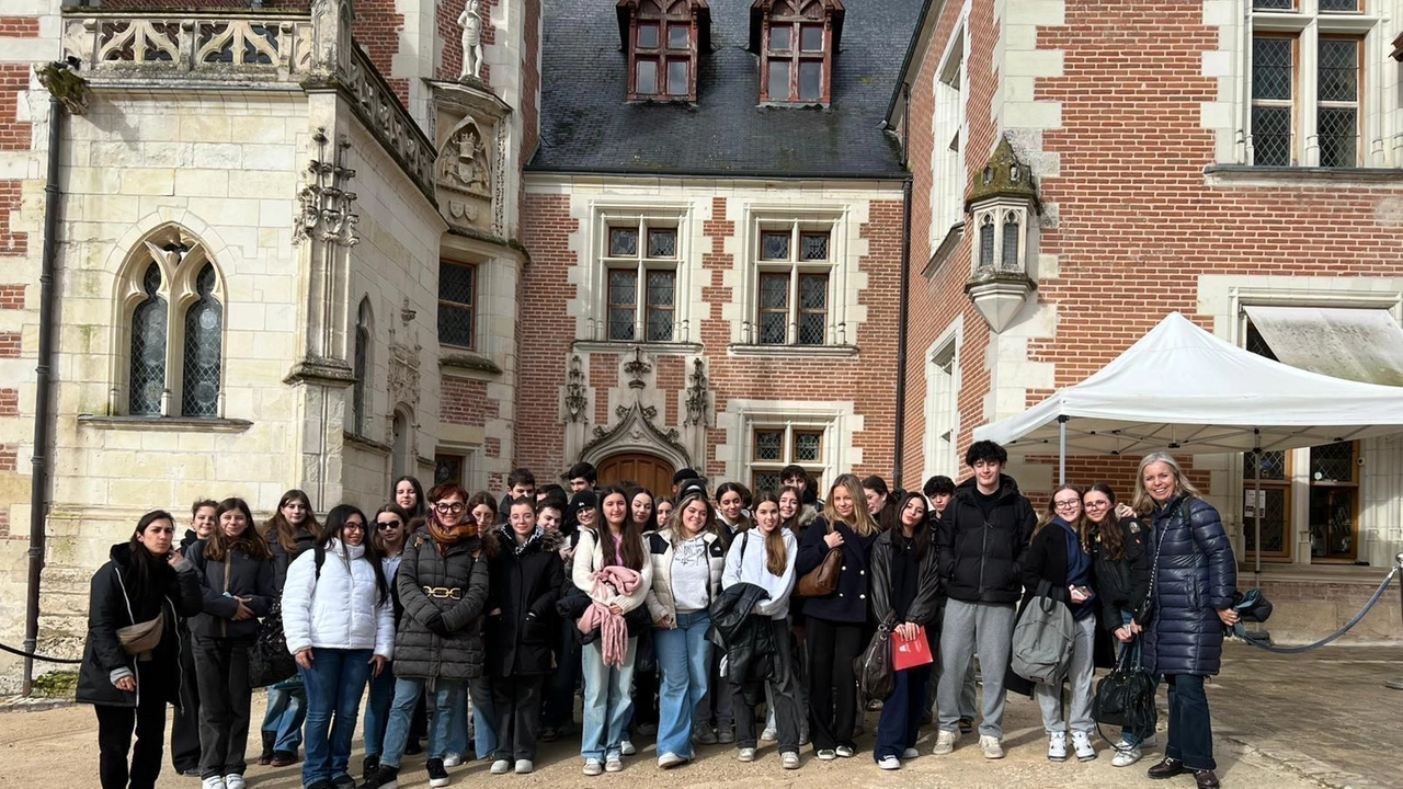 Da Lissone in Francia sulle tracce di Leonardo, tra il castello dove il genio vinciano trascorse gli ultimi anni di... Da Lissone in Francia sulle tracce di Leonardo, tra il castello dove il genio vinciano trascorse gli ultimi anni di...