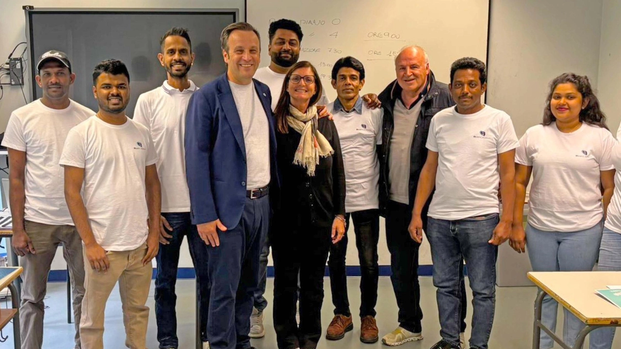 Room boy, gli alberghi formano e assumono camerieri di piano