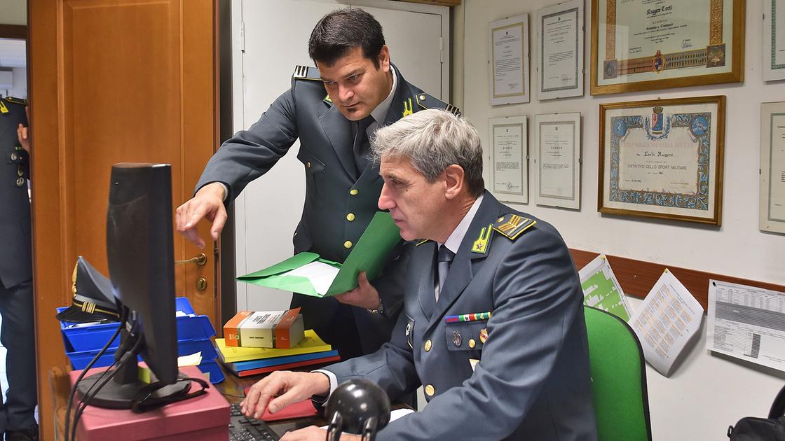 como maxi truffa grazie al bonus 110 frode da 3 milioni di euro allo stato 12 indagati e 2 ville sequestrate