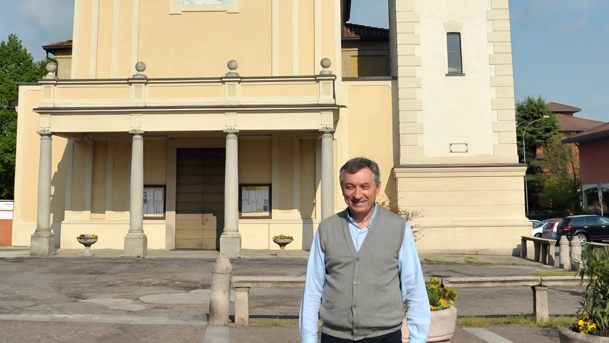 Colpo nella notte in canonica a cerro al Lambro Il parroco don Giancarlo Malcontenti ha sporto denuncia Colpo nella notte in canonica a cerro al Lambro Il parroco don Giancarlo Malcontenti ha sporto denuncia
