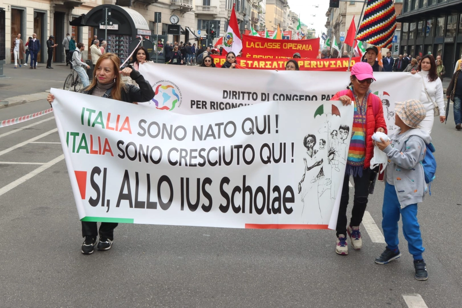 Dal corteo del Primo Maggio a Milano anche un appello per lo Ius Scholae