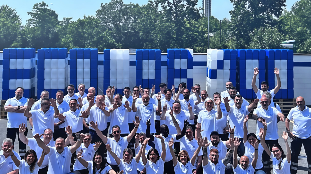 Inaugurati pannelli solari e nuove linee di produzione altamente automatizzate per migliorare l’efficienza Inaugurati pannelli solari e nuove linee di produzione altamente automatizzate per migliorare l’efficienza