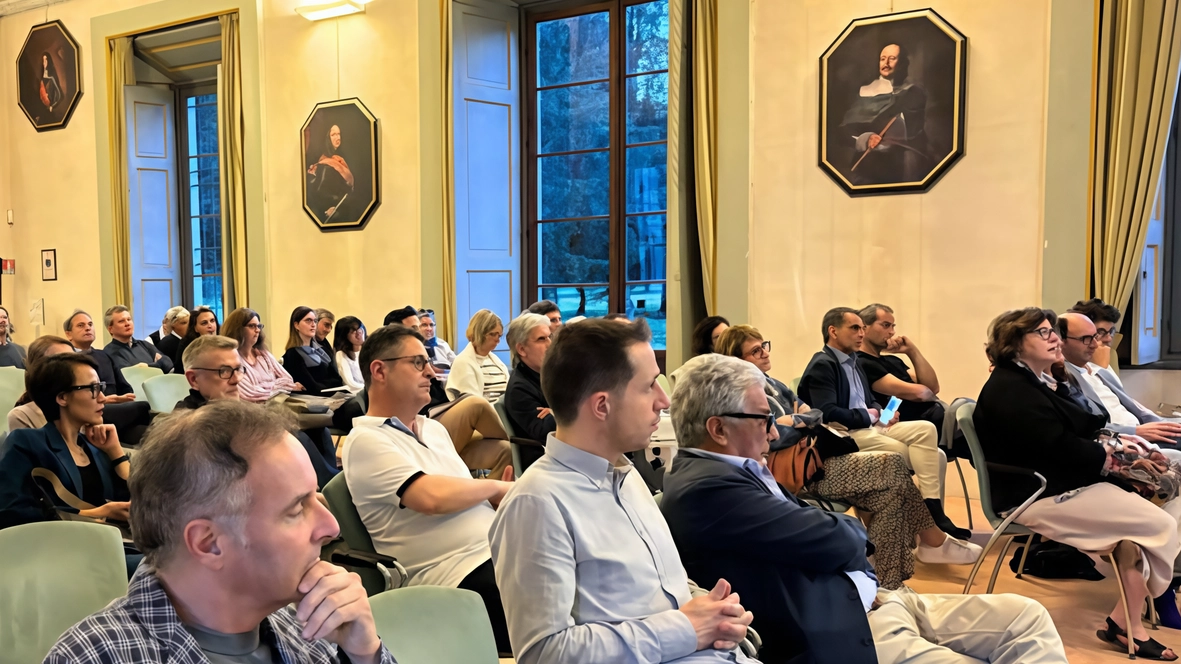 La prima edizione della scuola di politica ha raccolto tante adesioni e riscontri positivi da convincere gli organizzatori ad allestirne subito un’altra La prima edizione della scuola di politica ha raccolto tante adesioni e riscontri positivi da convincere gli organizzatori ad allestirne subito un’altra