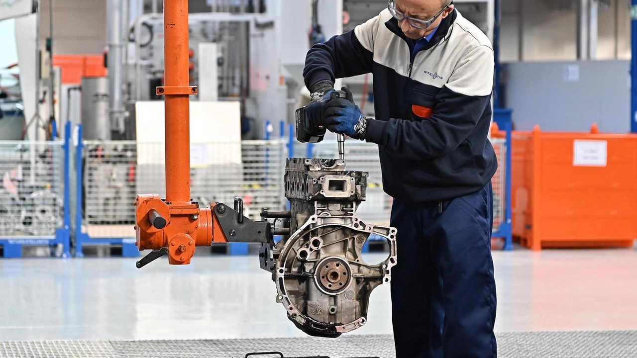 Pil +0,3% nel secondo trimestre, +0,8% sull'anno Pil +0,3% nel secondo trimestre, +0,8% sull'anno