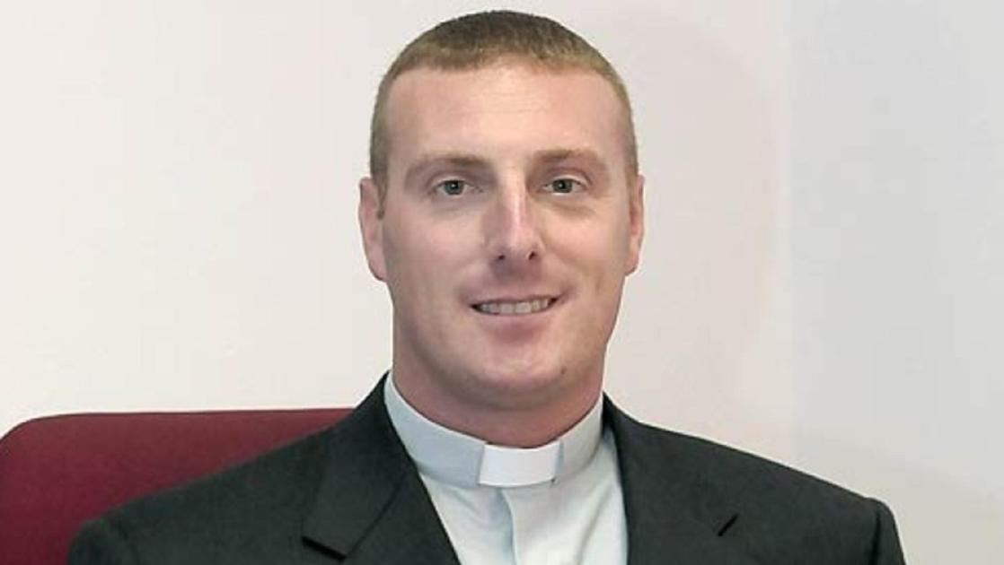 allontanato francesco abusi sessuali