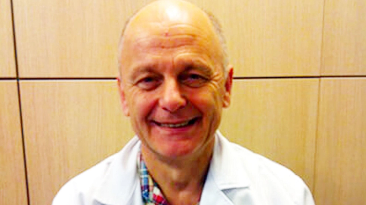 Tomaso Gnecchi Ruscone, cardiologo di 72 anni, scopritore del significato della parola Ischia, “isola delle scimmie“ Tomaso Gnecchi Ruscone, cardiologo di 72 anni, scopritore del significato della parola Ischia, “isola delle scimmie“
