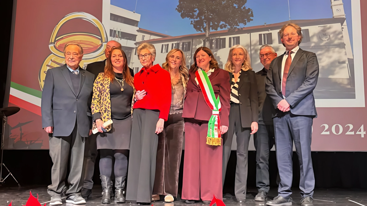 Edizione 2024 delle Calderine d’Oro le onorificenze che il Comune assegna ogni anno a cittadini e associazioni Edizione 2024 delle Calderine d’Oro le onorificenze che il Comune assegna ogni anno a cittadini e associazioni