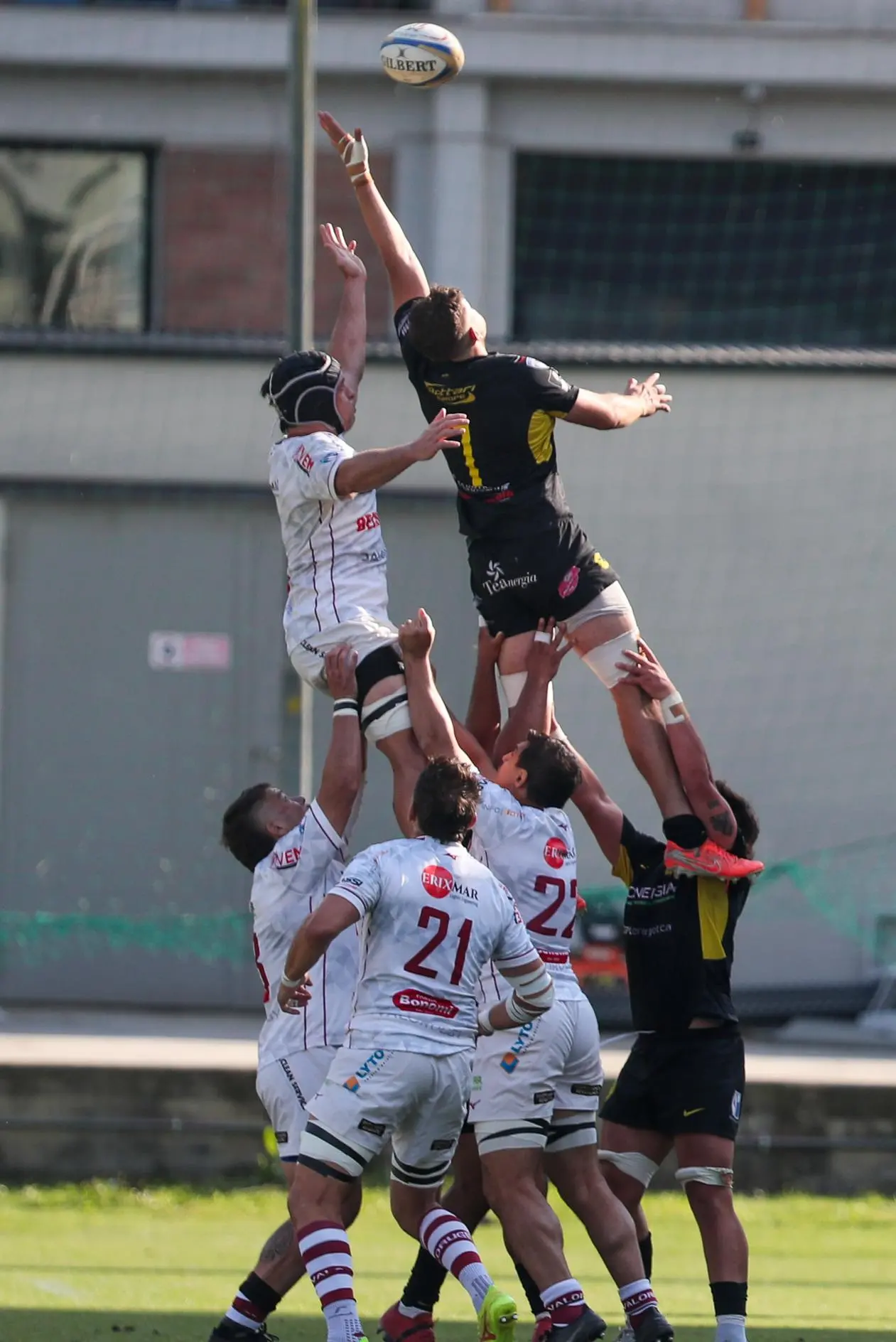 Rugby Viadana 1970 sfida Valorugby Emilia per la finale al Zaffanella