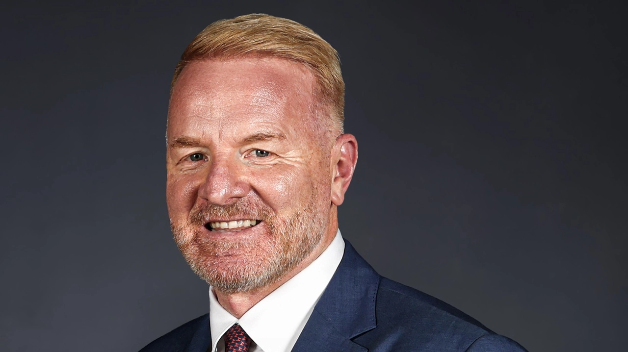 Igli Tare nell'immagine ufficiale diramata dal Milan