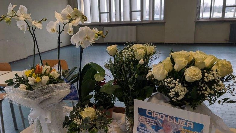 Si svolgeranno domani alle 15 i funerali di Luca Barba, quattordicenne alunno dell’istituto Torriani morto a causa di un arresto... Si svolgeranno domani alle 15 i funerali di Luca Barba, quattordicenne alunno dell’istituto Torriani morto a causa di un arresto...