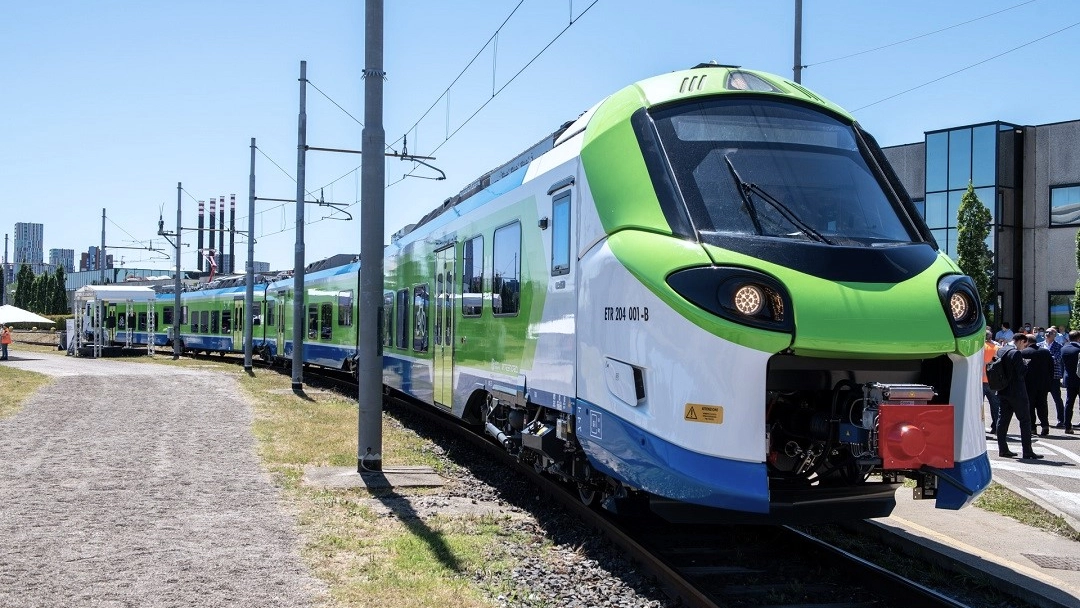 Un treno Caravaggio di Trenord Un treno Caravaggio di Trenord