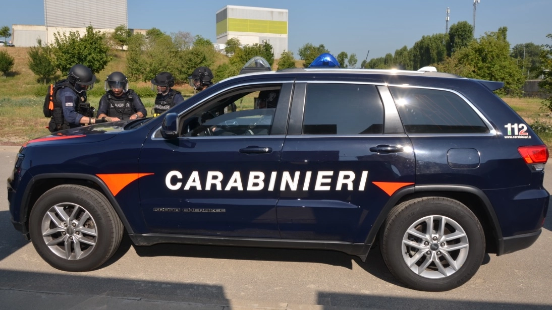Ferrera Erbognone, esercitazione carabinieri al Green Data Center Eni