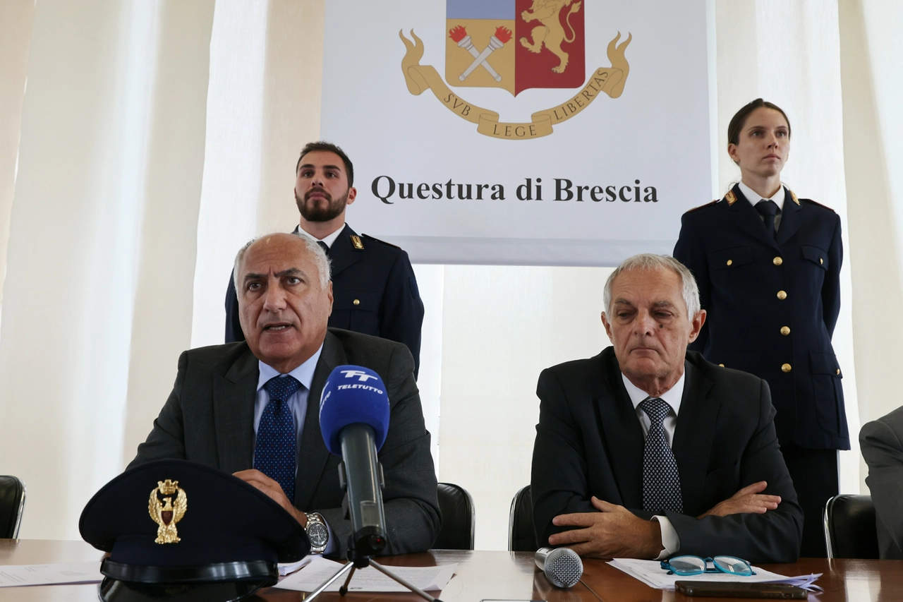 Francesco Pace procuratore capo e il questore Eugenio Spina hanno tracciato un bilancio dell’operazione antiterrorismo