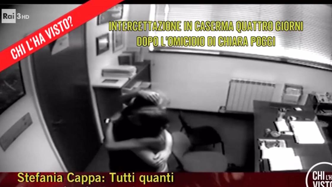 Stefania Cappa e l’abbraccio con Alberto Stasi sotto la telecamera: “Non mi lasciano stare”. “Dicono che sono uno str...”