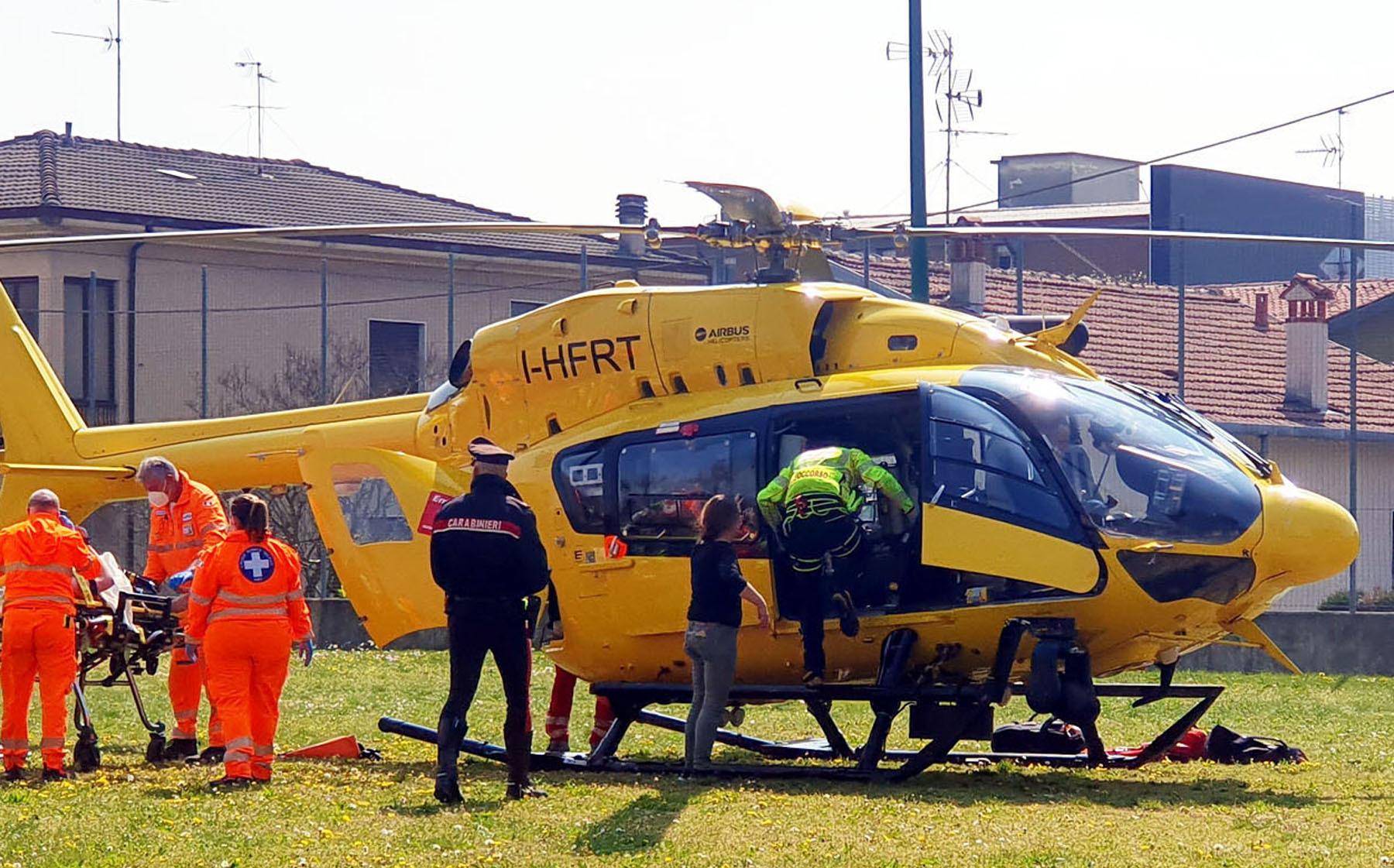 Il piede rimane incastrato nel muletto: gravemente ferito operaio bresciano di 21 anni Il piede rimane incastrato nel muletto: gravemente ferito operaio bresciano di 21 anni
