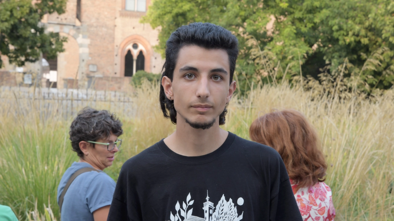 Pietro Losio portavoce dei Fridays for future pavesi Pietro Losio portavoce dei Fridays for future pavesi