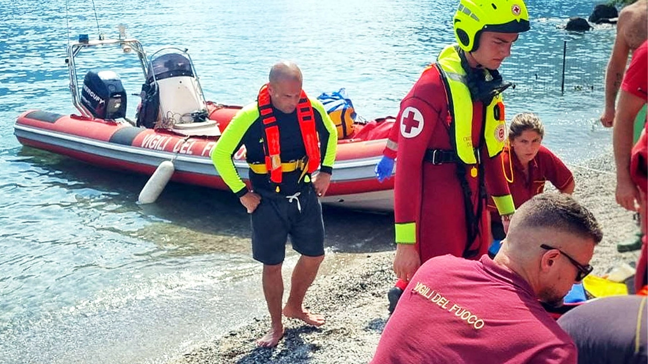 Le ricerche del ragazzo scomparso nel Verbano sono affidate ai vigili del fuoco (Immagine di repertorio) Le ricerche del ragazzo scomparso nel Verbano sono affidate ai vigili del fuoco (Immagine di repertorio)