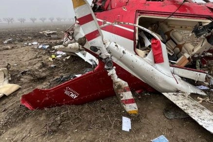 Il relitto, con l’elica di coda intatta e la trave spezzata, del velivolo su cui si trovava Lorenzo Rovagnati