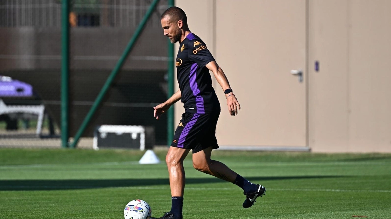 Alessandro Dall’Omo, 42 anni, vive a Magenta, nel Milanese Dopo una lunga gavetta in provincia, ora allena i portieri della Fiorentina Alessandro Dall’Omo, 42 anni, vive a Magenta, nel Milanese Dopo una lunga gavetta in provincia, ora allena i portieri della Fiorentina