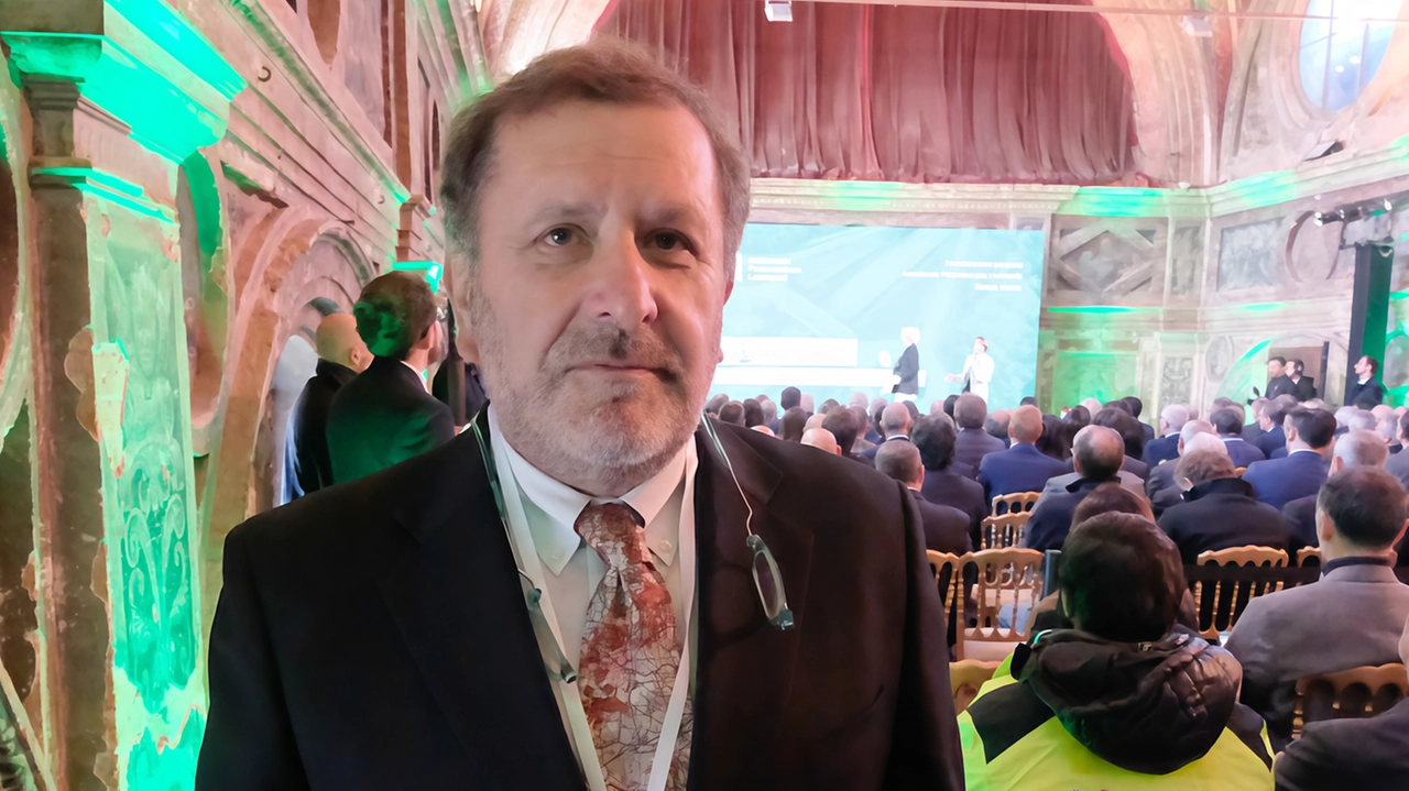 Gianni Del Pero è geologo e presidente del Wwf in Lombardia A suo avviso il progetto degli orti sperimentali è interessante e urgente Gianni Del Pero è geologo e presidente del Wwf in Lombardia A suo avviso il progetto degli orti sperimentali è interessante e urgente
