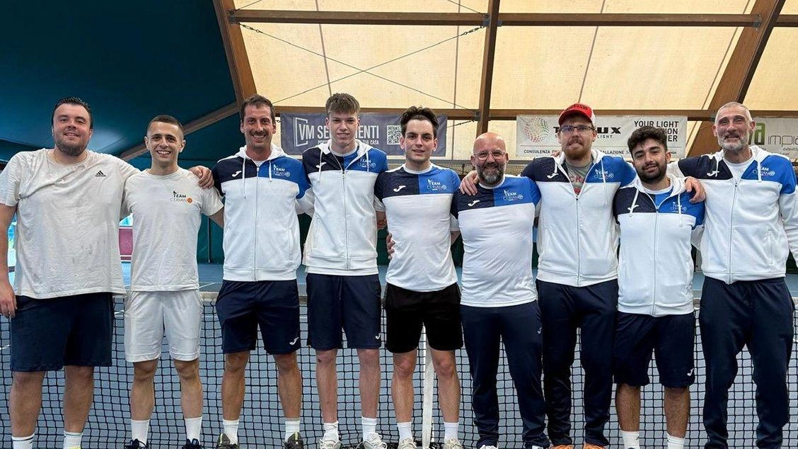 Il Club Tennis Ceriano vince 5-1 contro il Tennis Club Guidizzolo, mantenendo la testa della classifica per la promozione in Serie B1. Il Club Tennis Ceriano vince 5-1 contro il Tennis Club Guidizzolo, mantenendo la testa della classifica per la promozione in Serie B1.