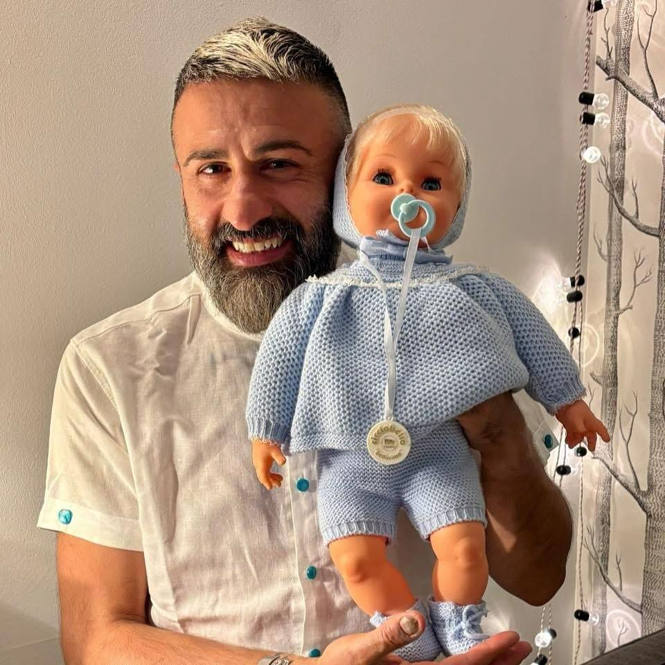 Sandro Nigro, il dottore dei Cicciobello : “Da piccolo ne volevo tanto uno. Oggi li curo per altri” Sandro Nigro, il dottore dei Cicciobello : “Da piccolo ne volevo tanto uno. Oggi li curo per altri”
