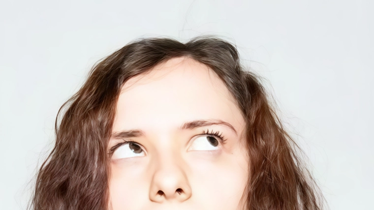Sofia Gottardi, comica autistica di successo, racconta la sua scoperta e la sfida di vivere nell'ambiente della stand-up comedy, affrontando anche temi come il maschilismo e il politicamente corretto. Sofia Gottardi, comica autistica di successo, racconta la sua scoperta e la sfida di vivere nell'ambiente della stand-up comedy, affrontando anche temi come il maschilismo e il politicamente corretto.