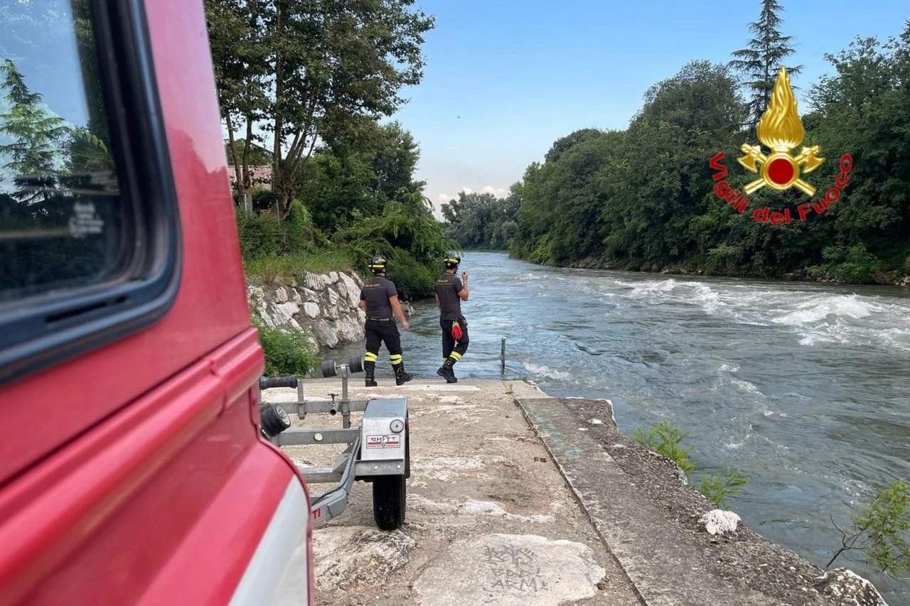 ++ Corpo sul fiume Adda, ricerche dei Vdf in corso ++