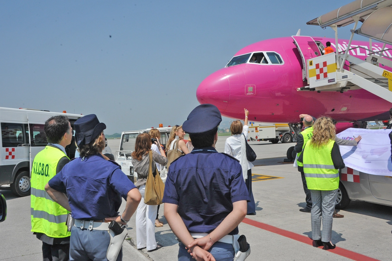 L’aeroporto di Orio al Serio è cresciuto in modo esponenziale e ora il Consiglio comunale di Bergamo compatto chiede più attenzione