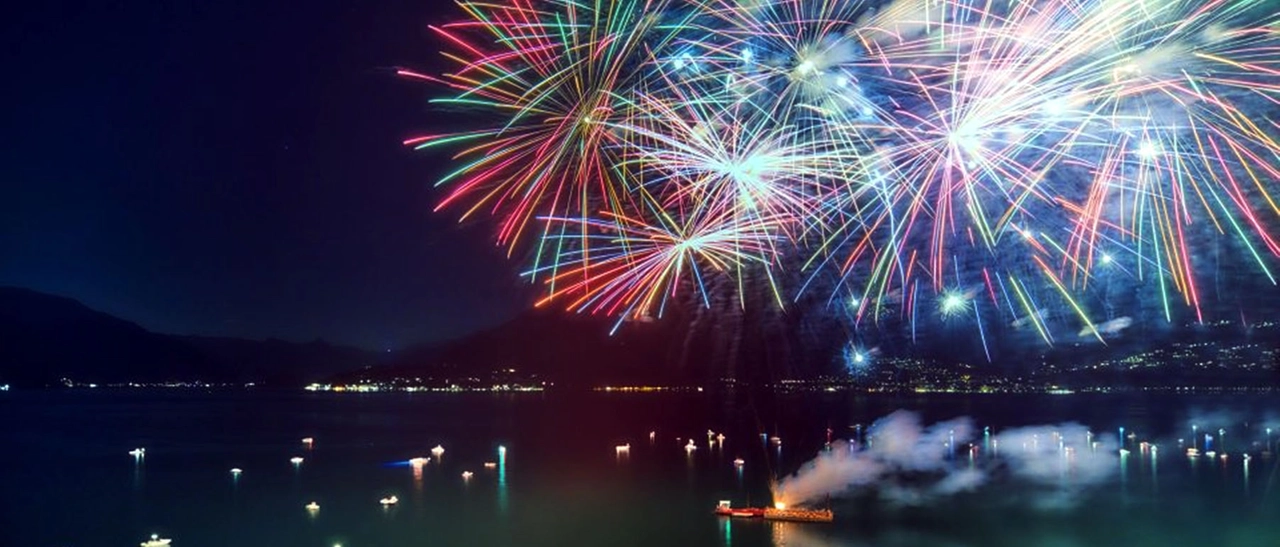 A Varenna Festa del Lago a metà: saltano i fuochi e la rievocazione storica, ecco perché