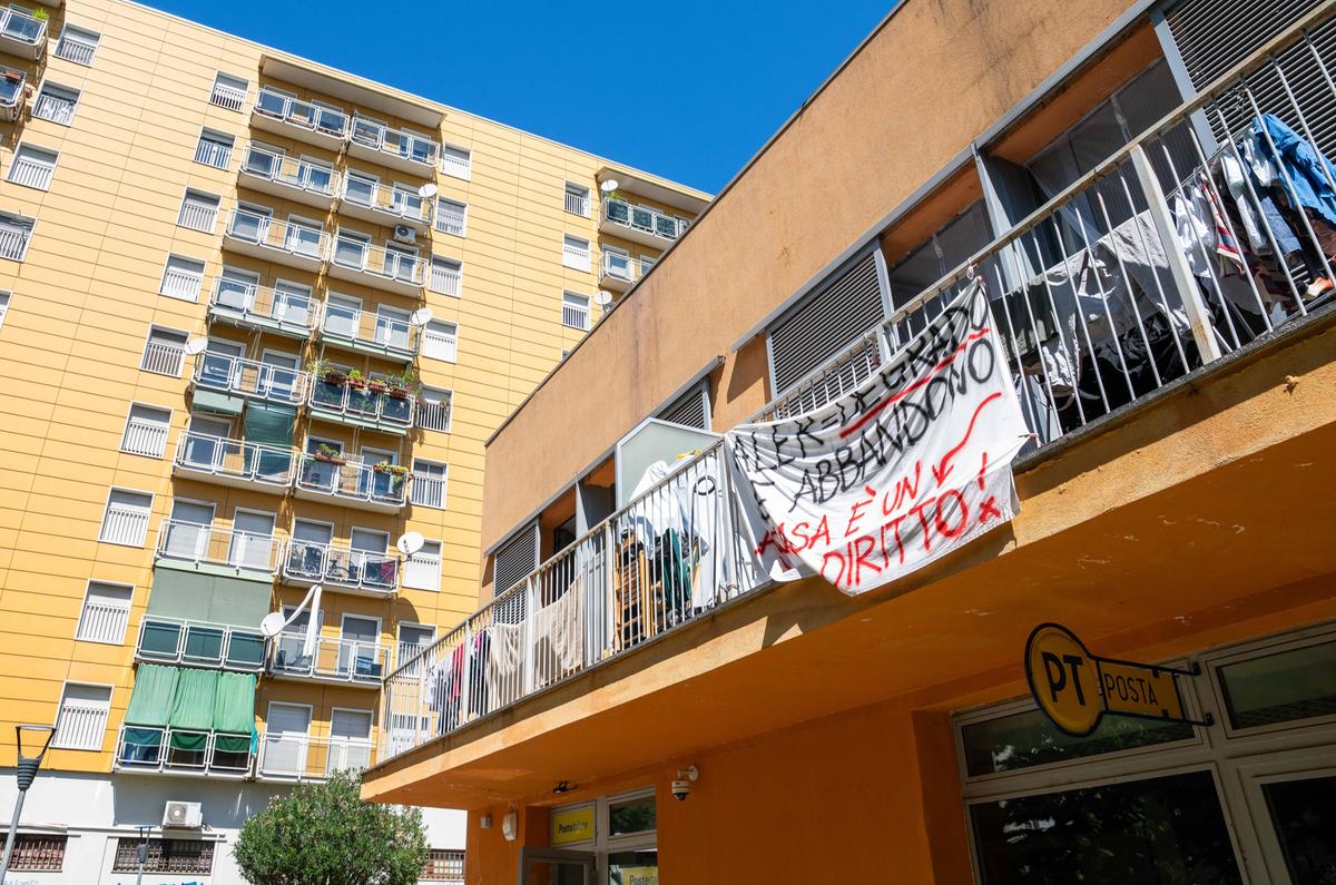 Milano finisce all’ombra delle torri di Gratosoglio, dove i bambini sono invisibili e “il mare è un miraggio” Milano finisce all’ombra delle torri di Gratosoglio, dove i bambini sono invisibili e “il mare è un miraggio”